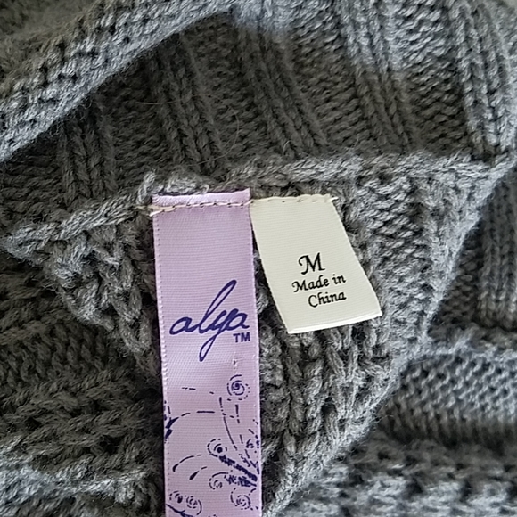 ⚡️3 for $20 Grey cardigan - Picture 6 of 6